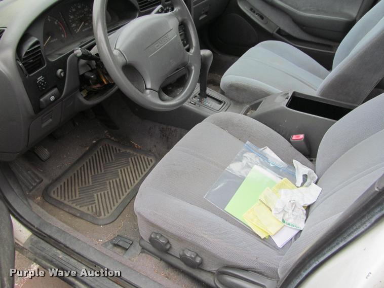 image for item J2589 1995 Toyota Camry