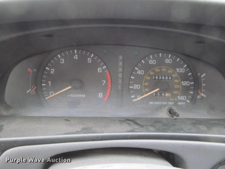 image for item J2589 1995 Toyota Camry