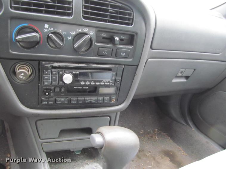 image for item J2589 1995 Toyota Camry