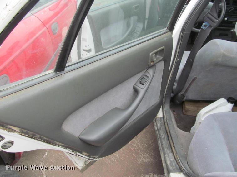 image for item J2589 1995 Toyota Camry