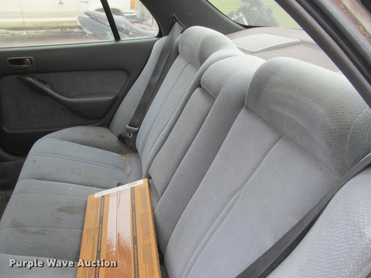 image for item J2589 1995 Toyota Camry