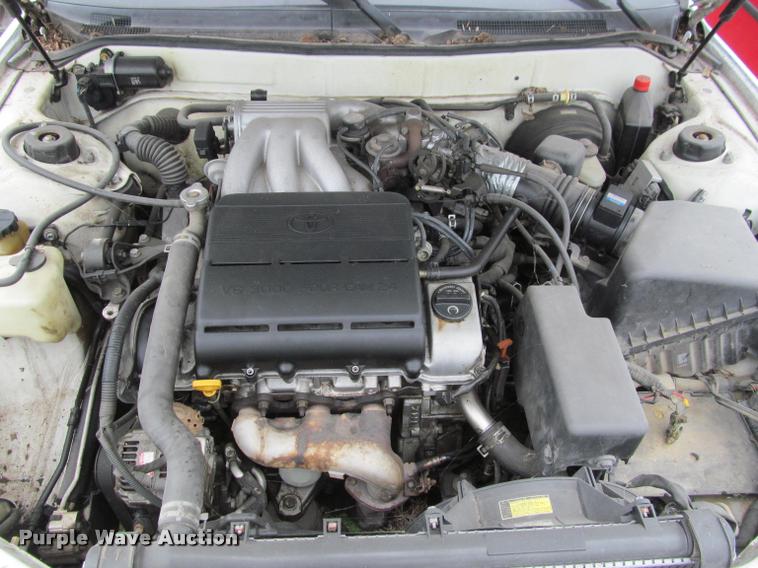 image for item J2589 1995 Toyota Camry