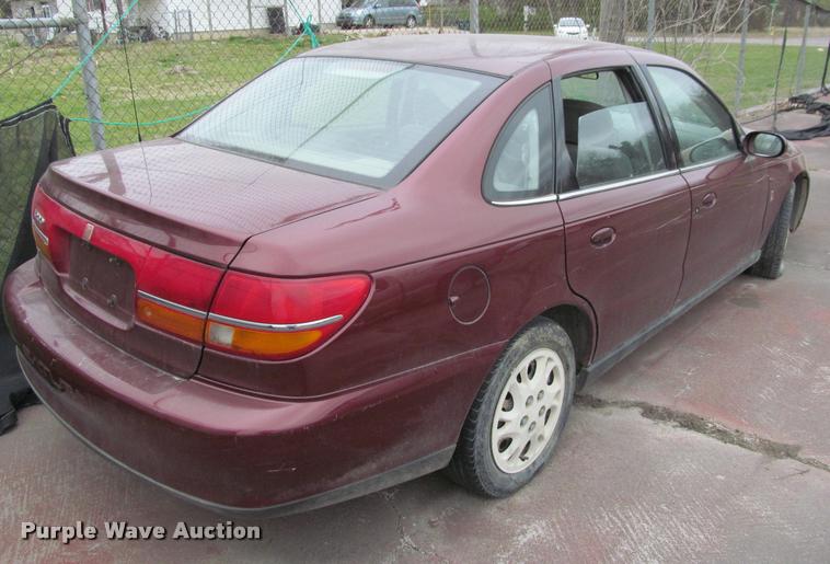image for item J2590 2002 Saturn LS