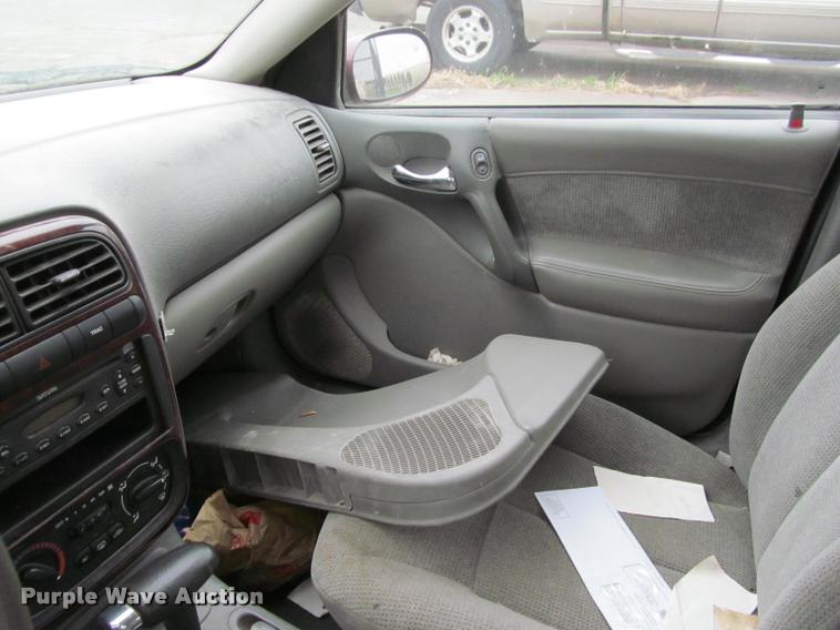 image for item J2590 2002 Saturn LS