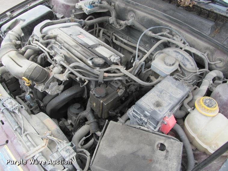 image for item J2590 2002 Saturn LS