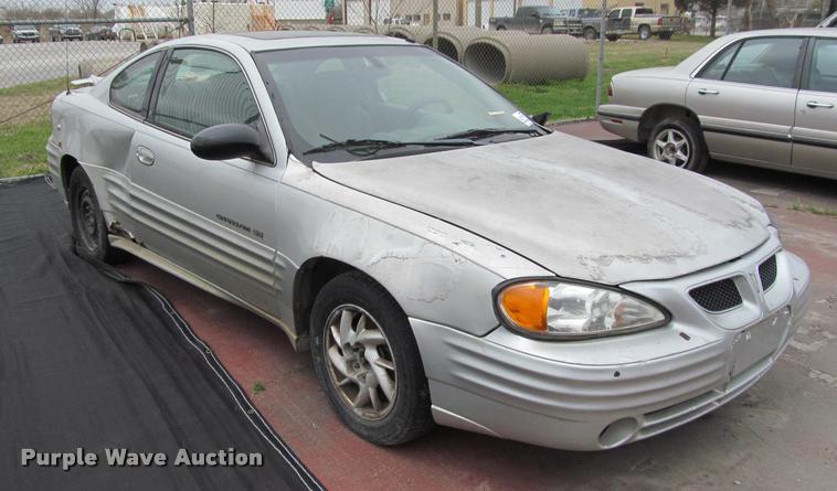 image for item J2592 2002 Pontiac Grand AM SE