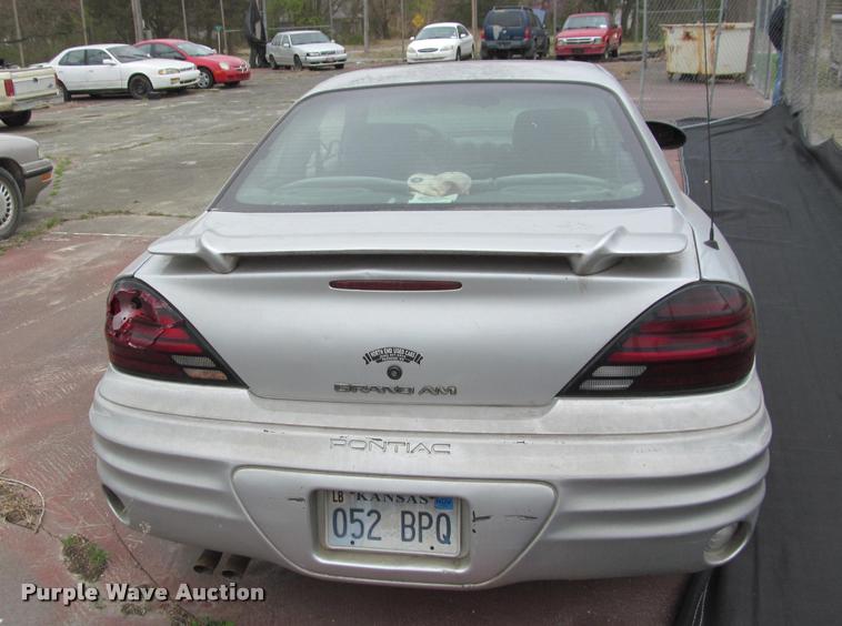image for item J2592 2002 Pontiac Grand AM SE