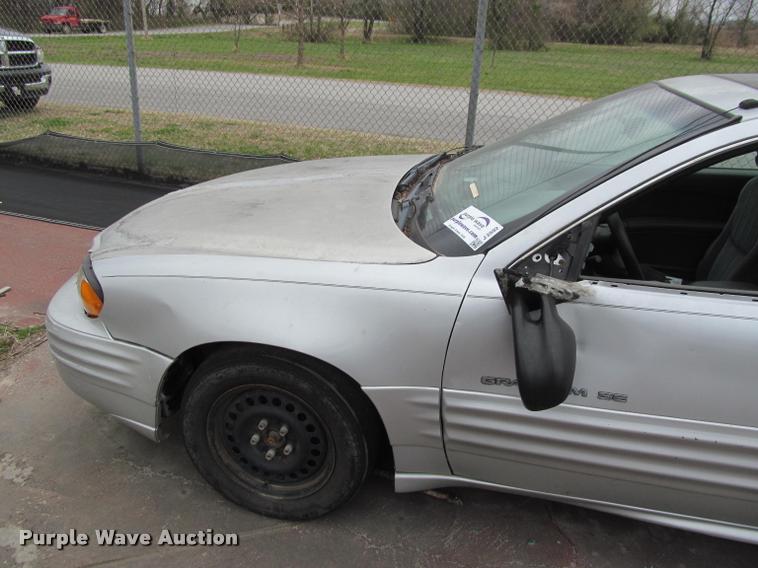 image for item J2592 2002 Pontiac Grand AM SE