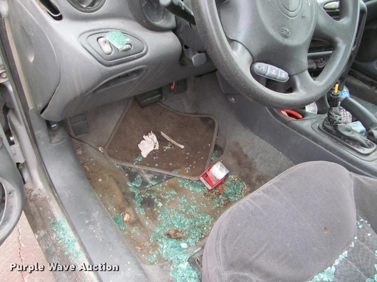 image for item J2592 2002 Pontiac Grand AM SE