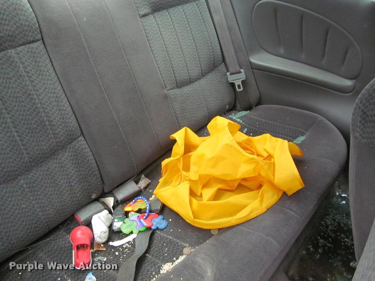 image for item J2592 2002 Pontiac Grand AM SE