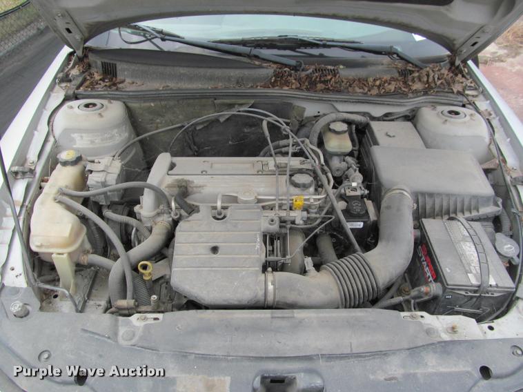 image for item J2592 2002 Pontiac Grand AM SE