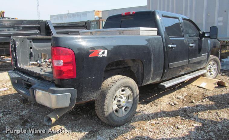 image for item J2595 2008 Chevrolet Silverado 2500HD Z71 Crew Cab pickup truck