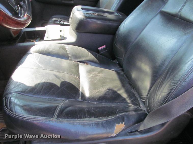 image for item J2595 2008 Chevrolet Silverado 2500HD Z71 Crew Cab pickup truck