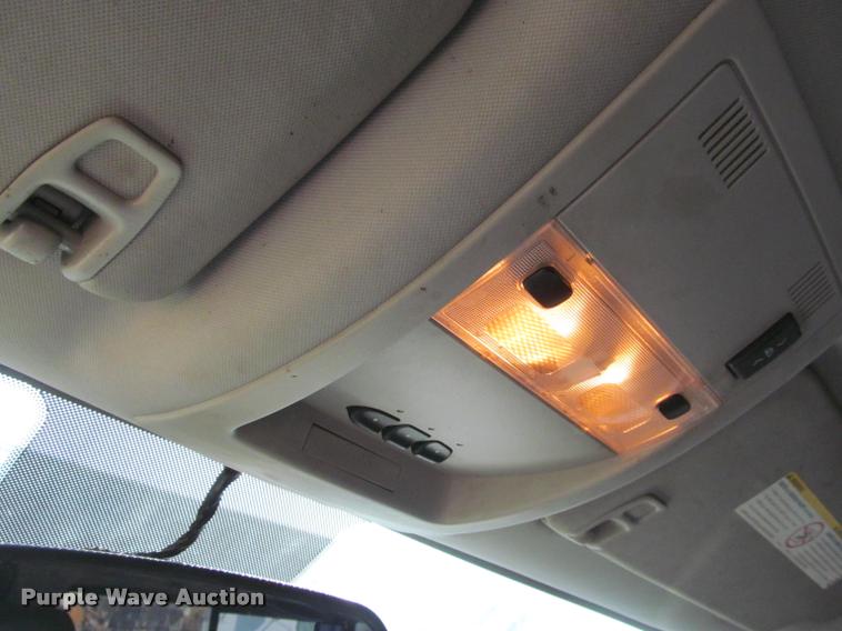 image for item J2595 2008 Chevrolet Silverado 2500HD Z71 Crew Cab pickup truck