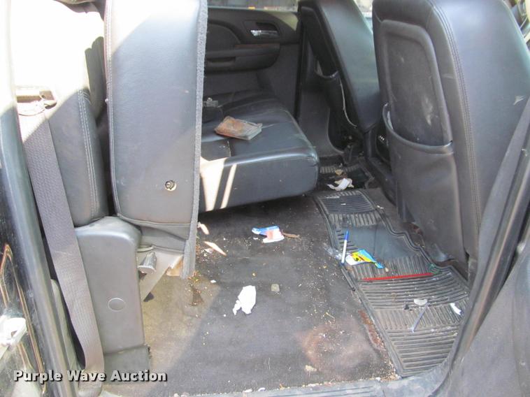 image for item J2595 2008 Chevrolet Silverado 2500HD Z71 Crew Cab pickup truck