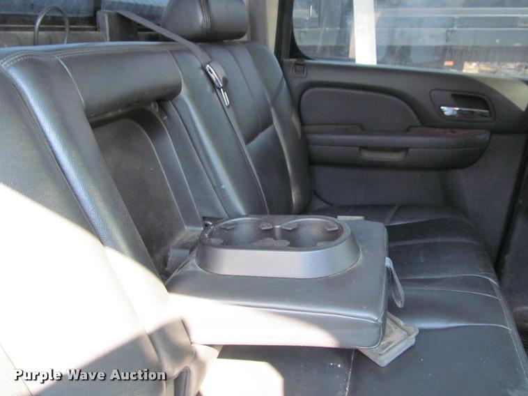 image for item J2595 2008 Chevrolet Silverado 2500HD Z71 Crew Cab pickup truck