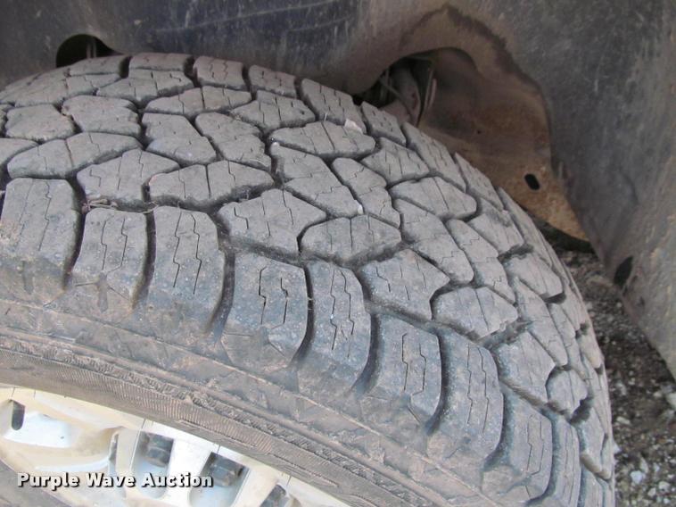 image for item J2595 2008 Chevrolet Silverado 2500HD Z71 Crew Cab pickup truck