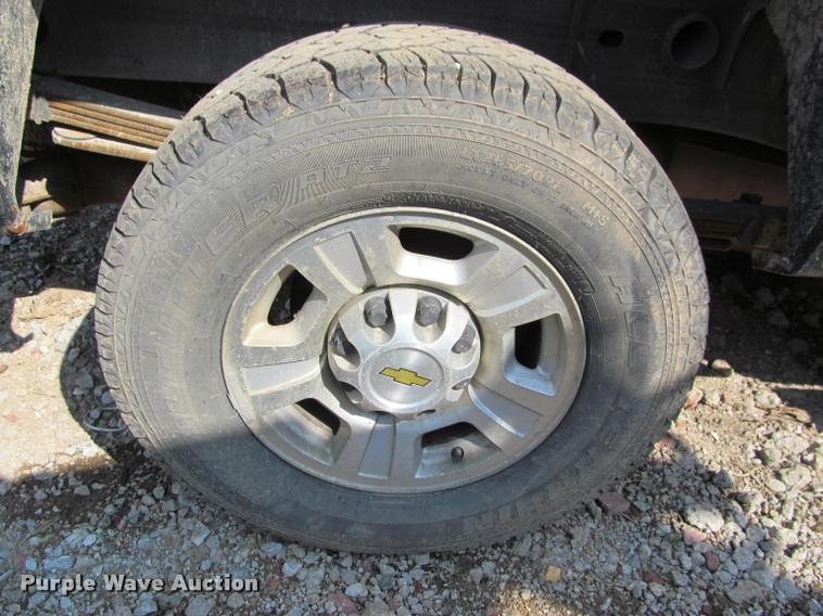 image for item J2595 2008 Chevrolet Silverado 2500HD Z71 Crew Cab pickup truck