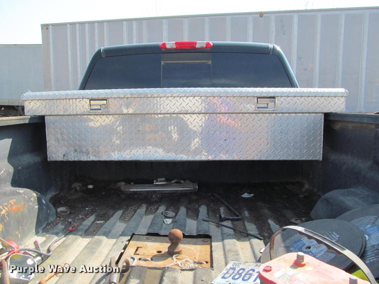 image for item J2595 2008 Chevrolet Silverado 2500HD Z71 Crew Cab pickup truck
