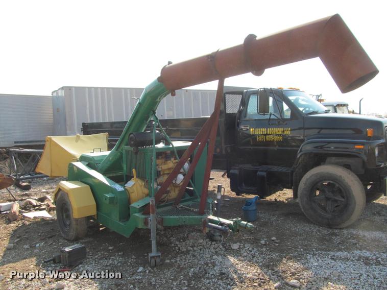 image for item J2598 Wood chipper