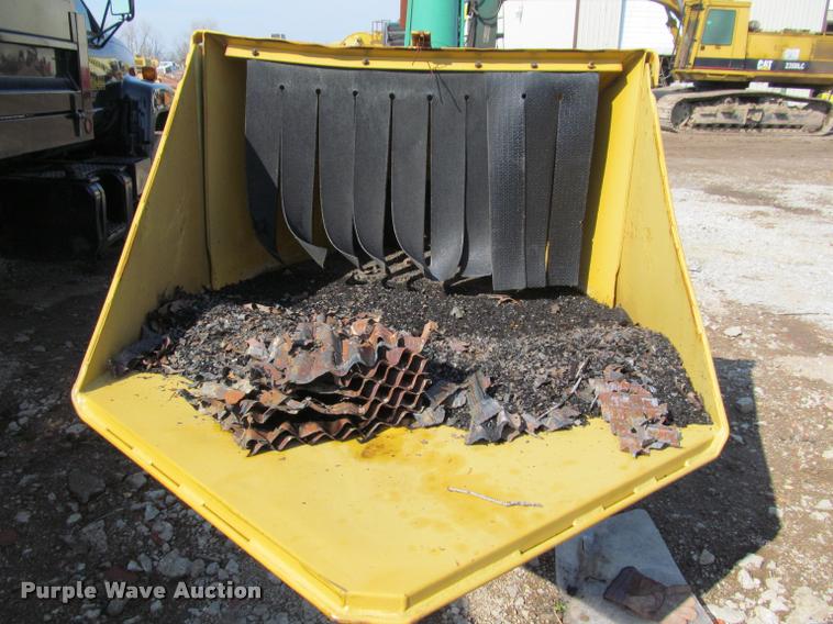 image for item J2598 Wood chipper