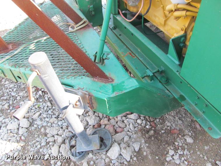 image for item J2598 Wood chipper