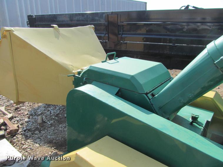 image for item J2598 Wood chipper