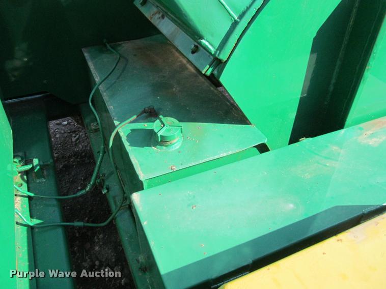 image for item J2598 Wood chipper