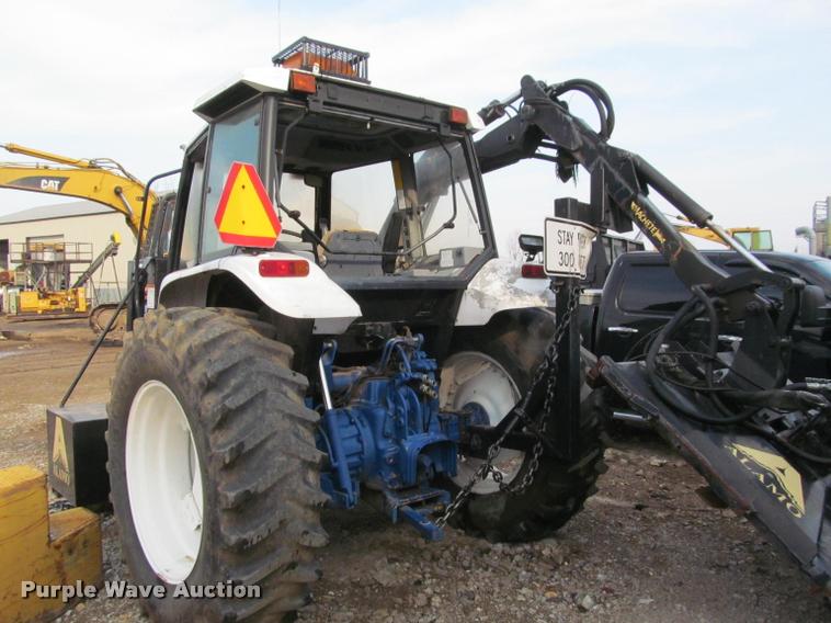 image for item J2601 Ford New Holland tractor