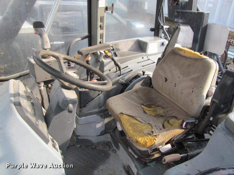 image for item J2601 Ford New Holland tractor