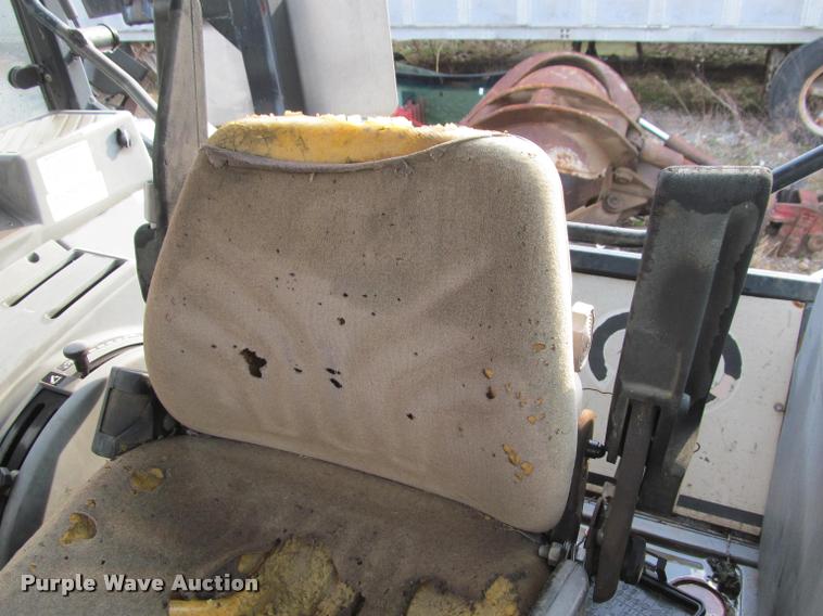 image for item J2601 Ford New Holland tractor