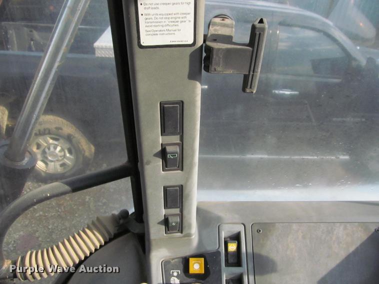 image for item J2601 Ford New Holland tractor