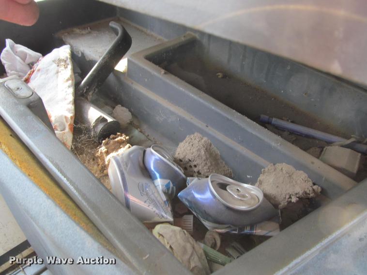 image for item J2601 Ford New Holland tractor