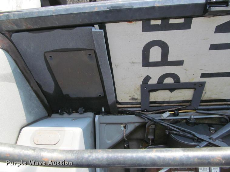 image for item J2601 Ford New Holland tractor