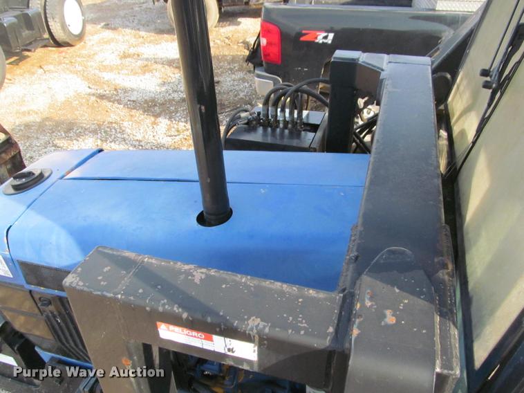 image for item J2601 Ford New Holland tractor