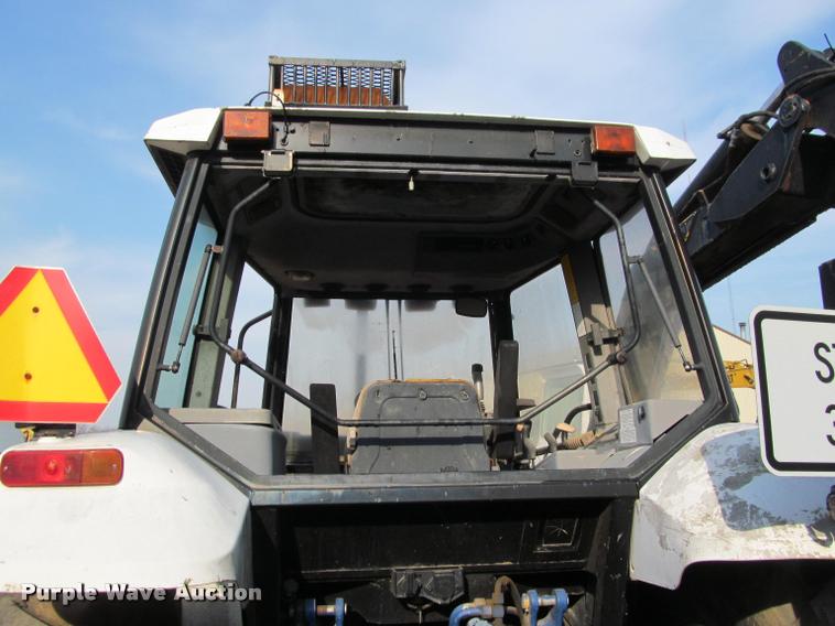 image for item J2601 Ford New Holland tractor