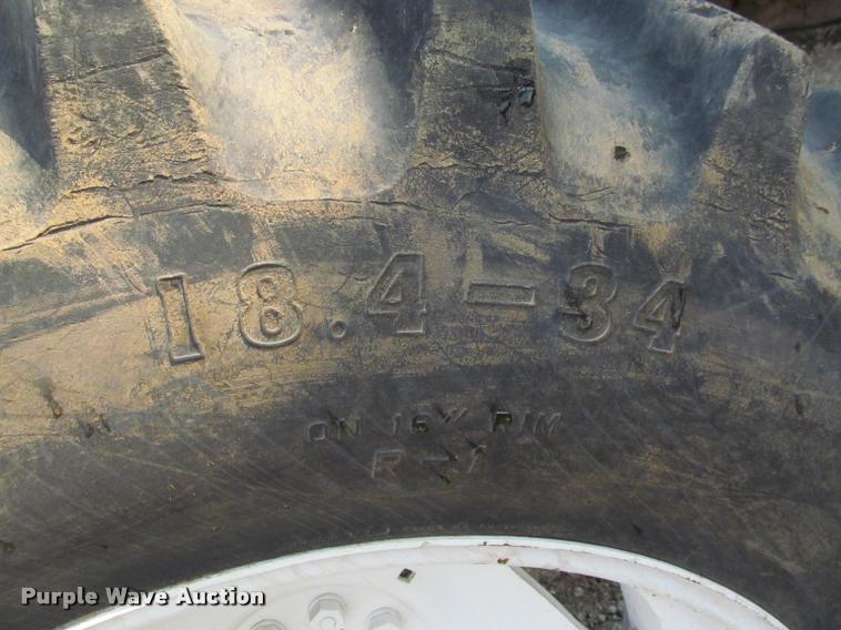 image for item J2601 Ford New Holland tractor