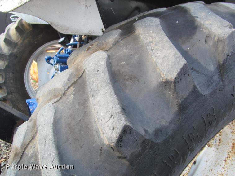 image for item J2601 Ford New Holland tractor