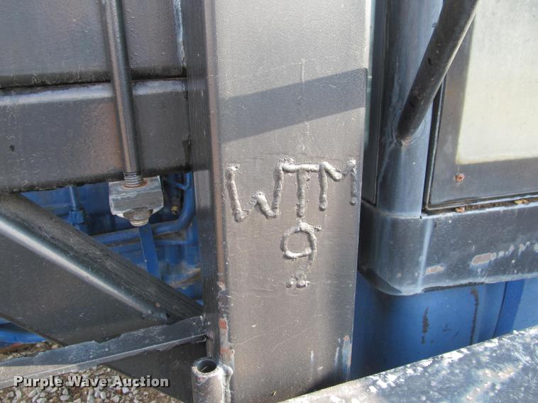 image for item J2601 Ford New Holland tractor