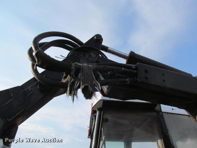 image for item J2601 Ford New Holland tractor