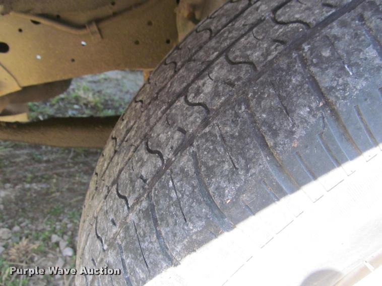 image for item J2603 1988 Ford F150 Custom pickup truck