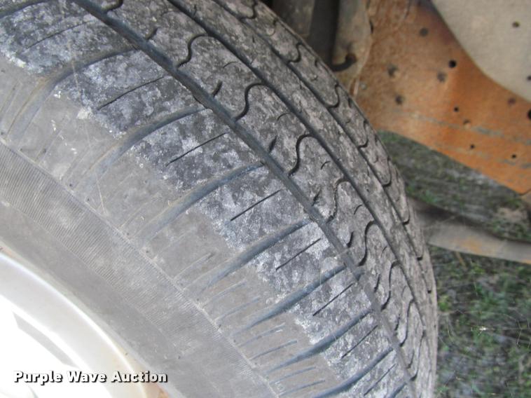 image for item J2603 1988 Ford F150 Custom pickup truck