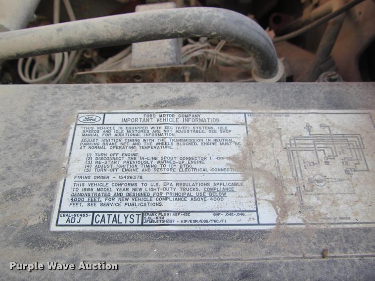 image for item J2604 1988 Ford F150 Custom pickup truck