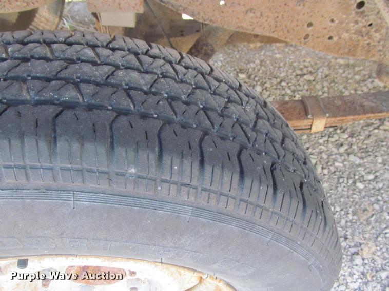 image for item J2604 1988 Ford F150 Custom pickup truck