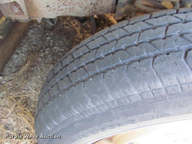 image for item J2604 1988 Ford F150 Custom pickup truck