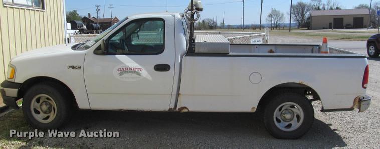 image for item J2605 1999 Ford F150 pickup truck