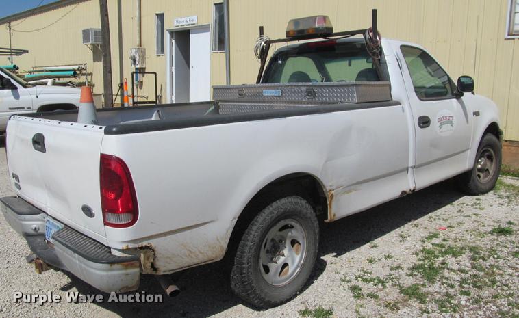 image for item J2605 1999 Ford F150 pickup truck