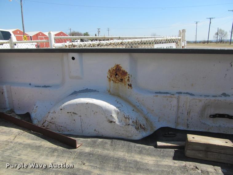 image for item J2605 1999 Ford F150 pickup truck