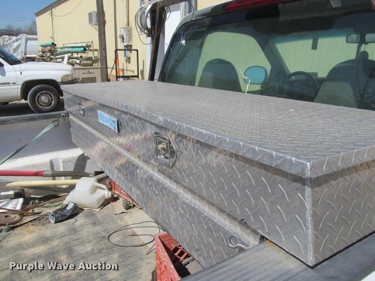 image for item J2605 1999 Ford F150 pickup truck