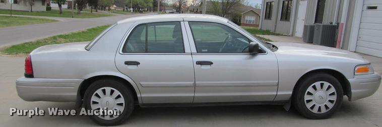 image for item J2607 2009 Ford Crown Victoria Police Interceptor